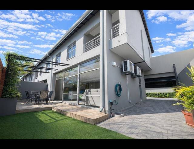 3 BEDROOM PROPERTY TO RENT IN MENLO PARK